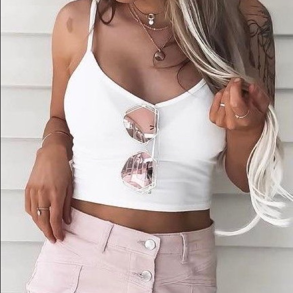 BASICS MYSTERY BOX - Picture 3 of 12